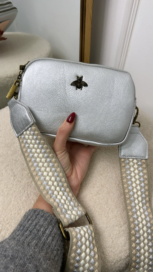 ISABEL silver bee detail crossbody bag