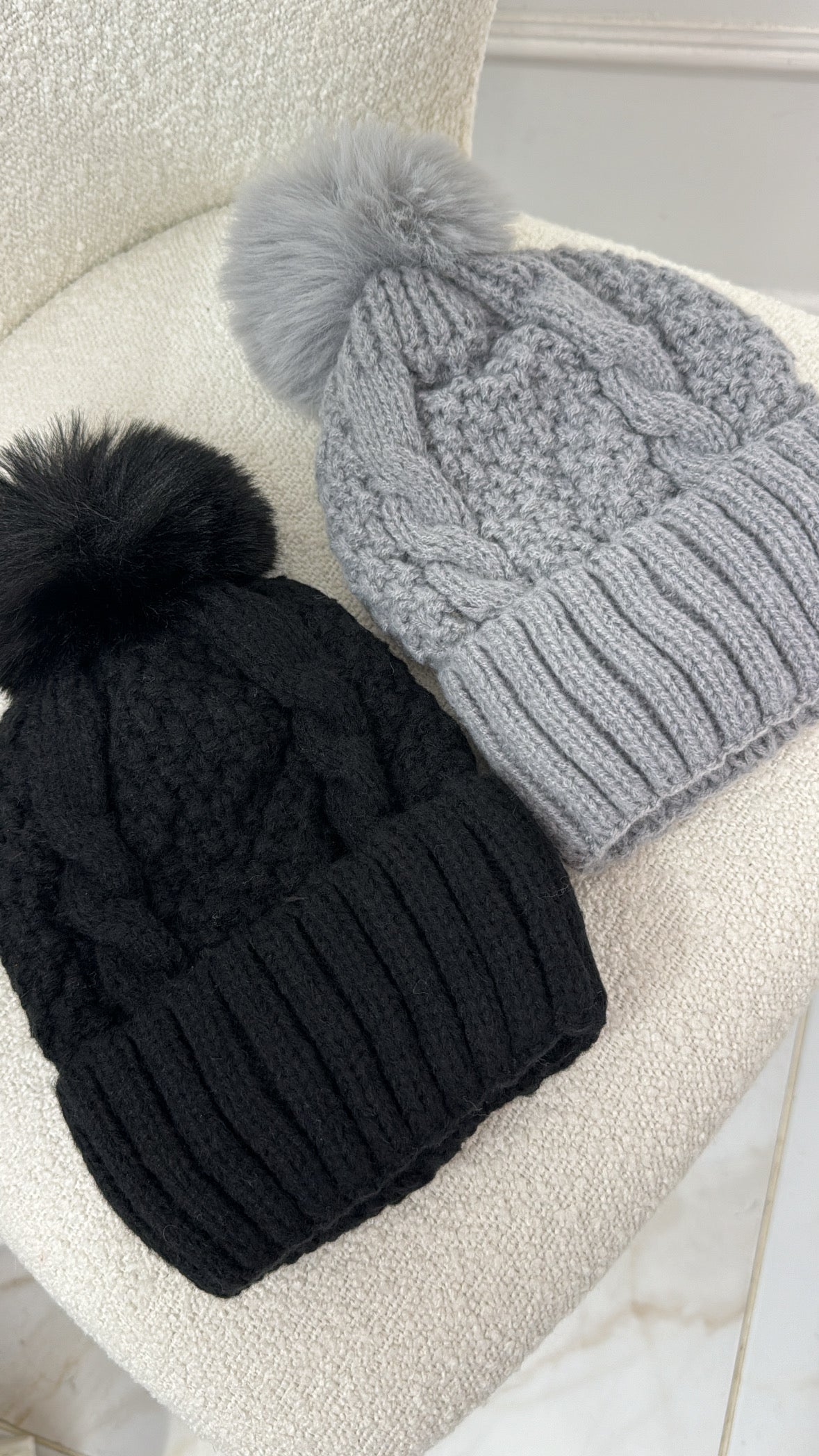 REMI grey knit pom pom hat