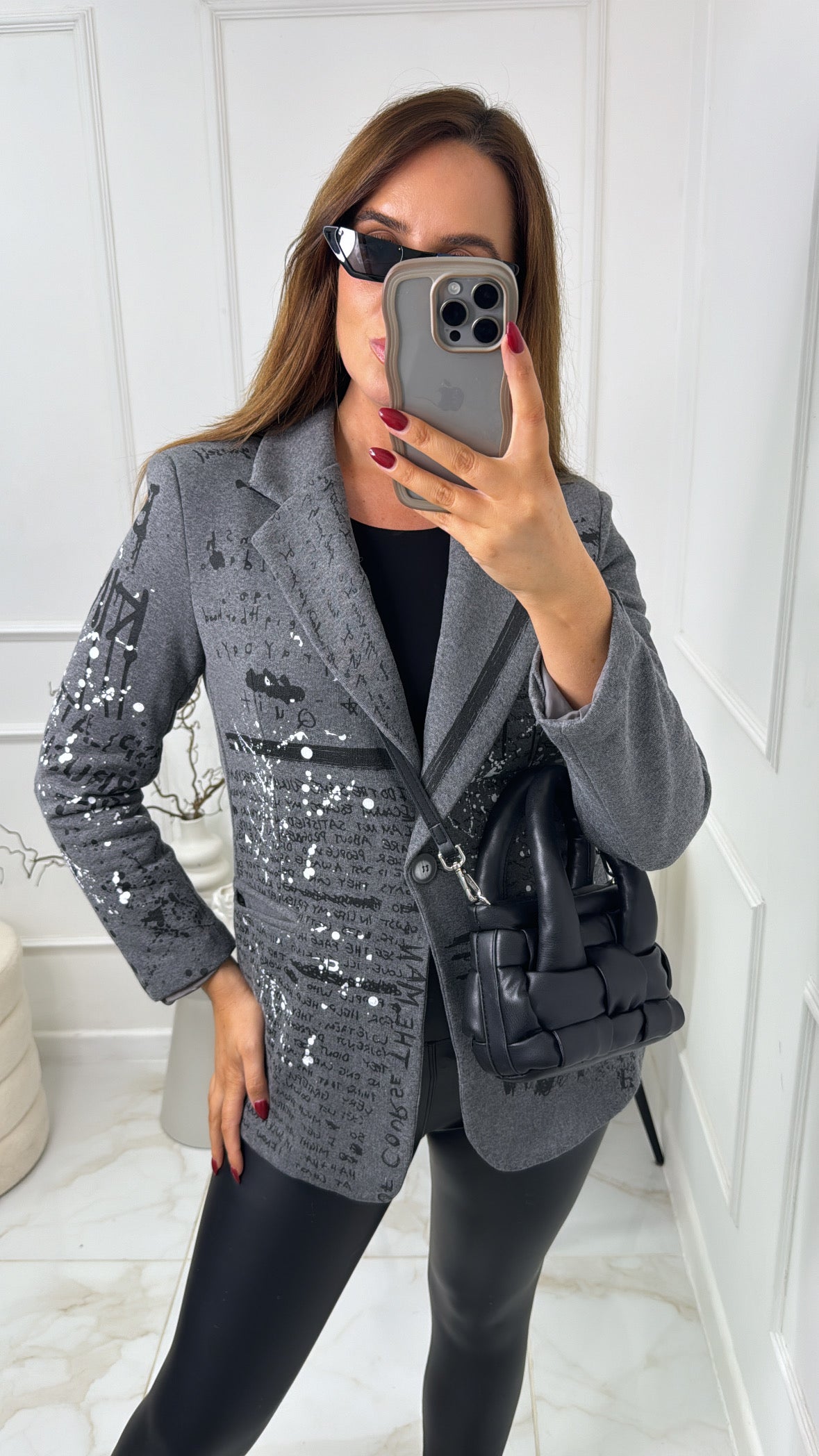 VICTORIA grey graffiti blazer