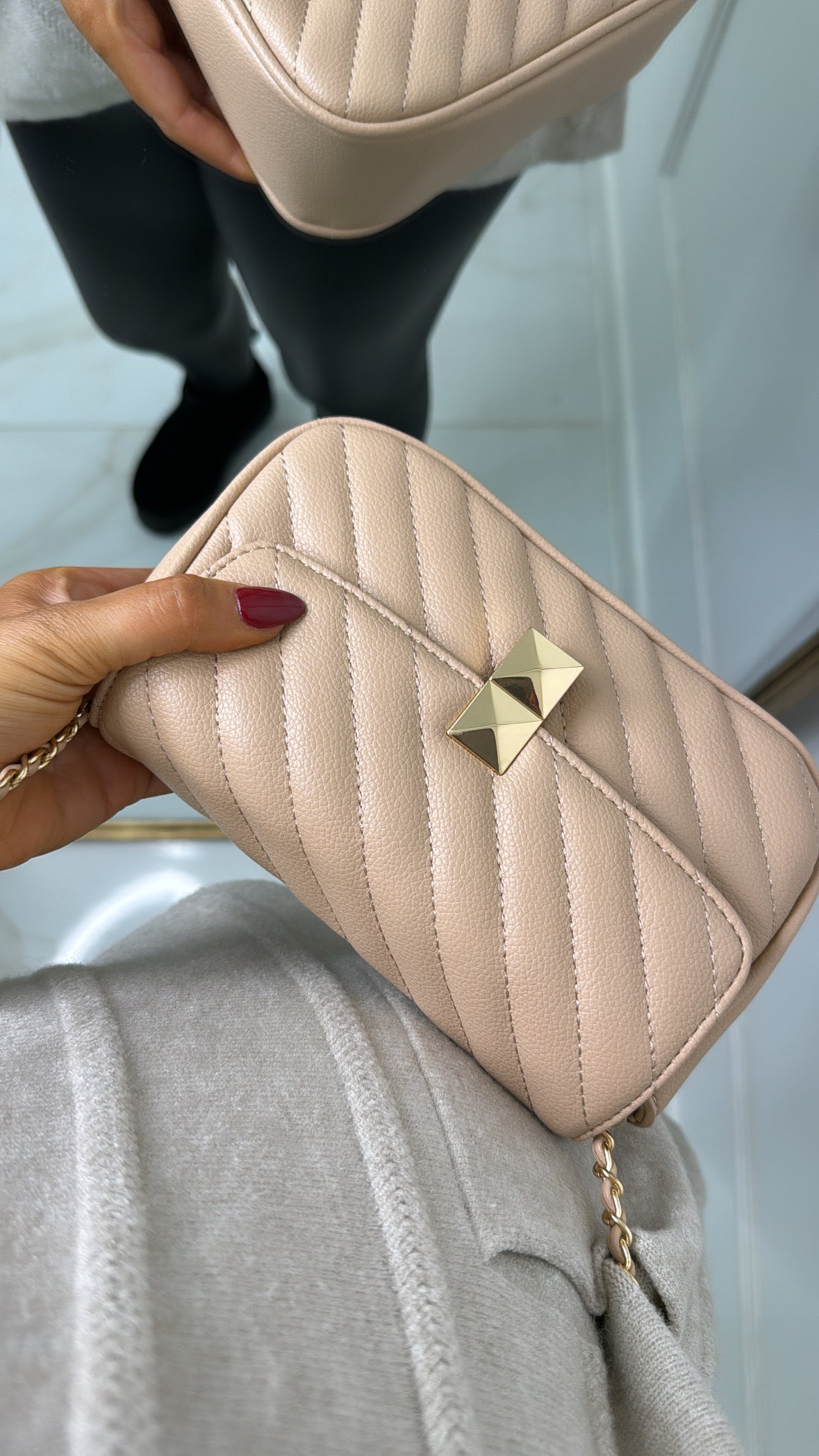 MABEL beige quilted chain crossbody bag