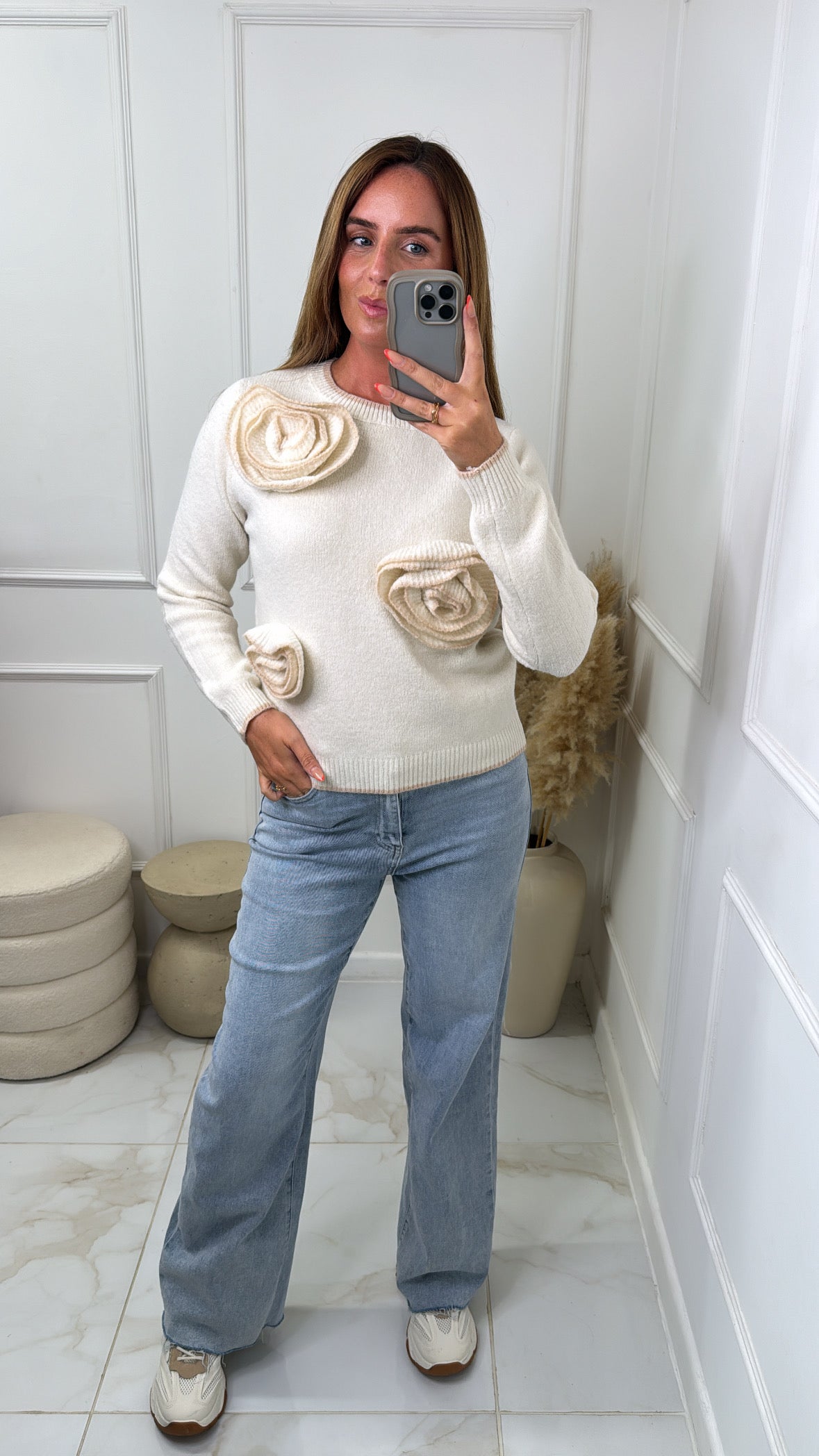 BELLA beige corsage jumper