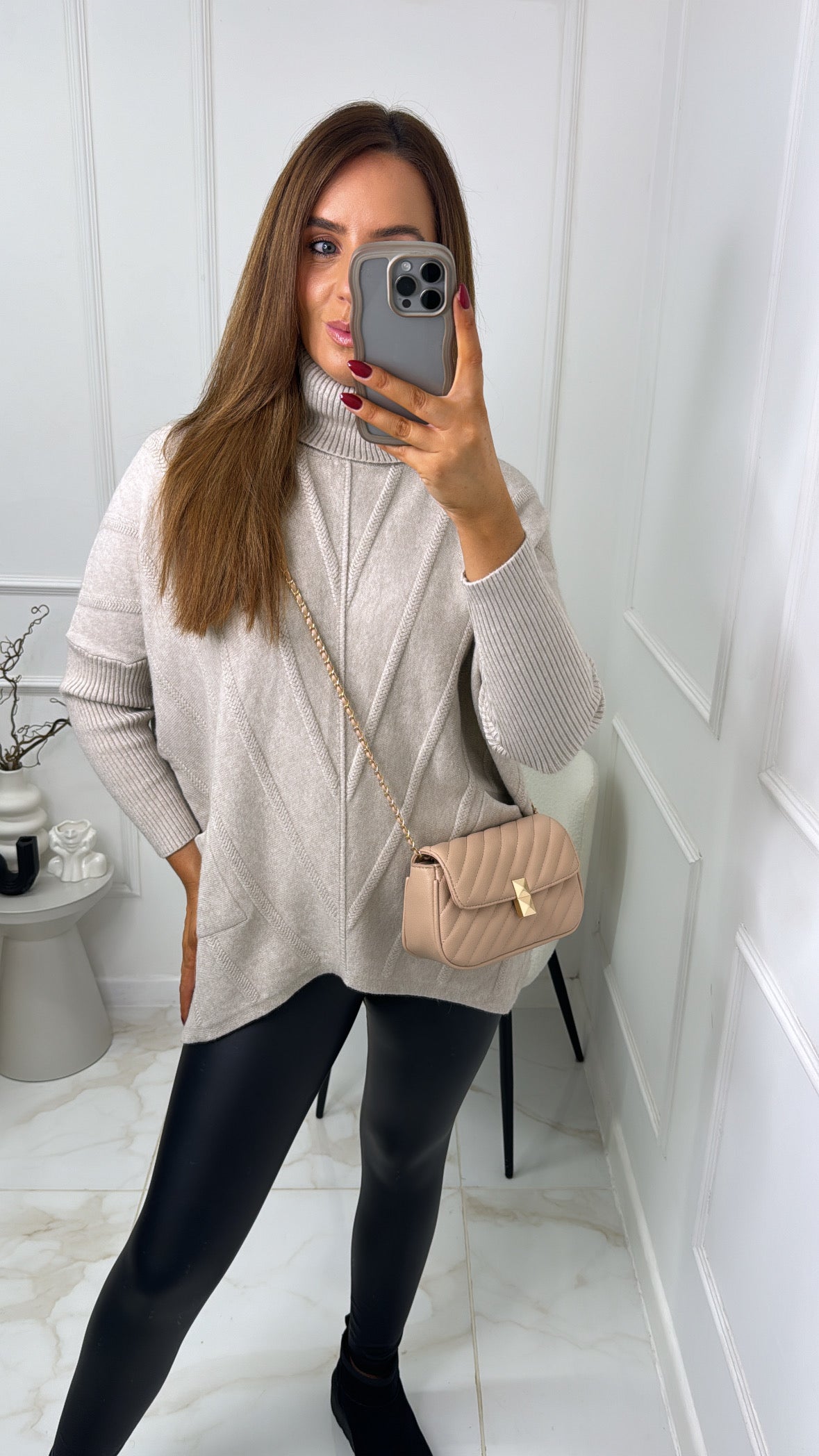 MABEL beige quilted chain crossbody bag