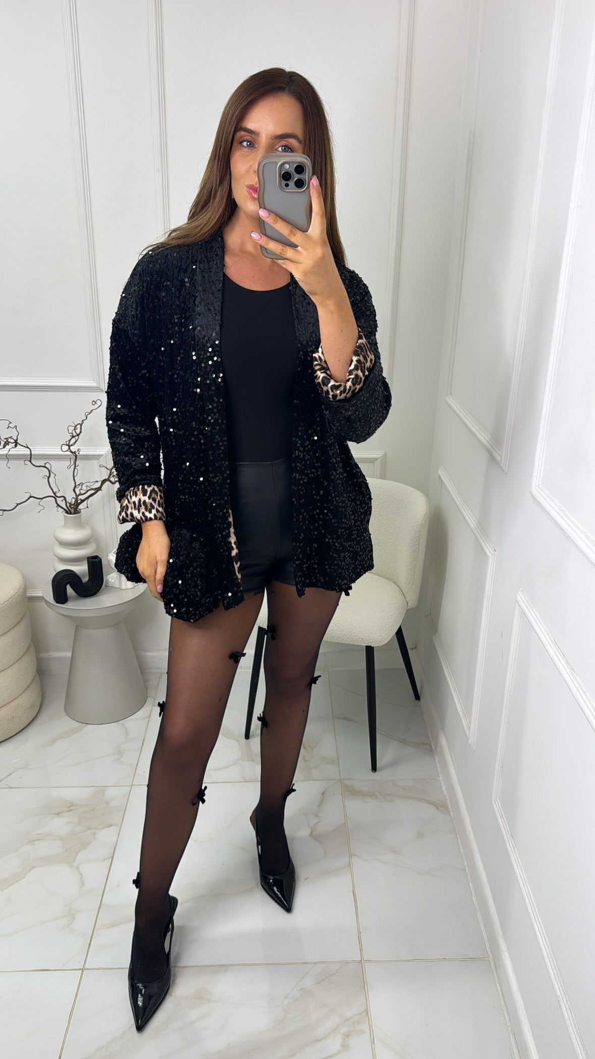 SHARNA black sequin blazer