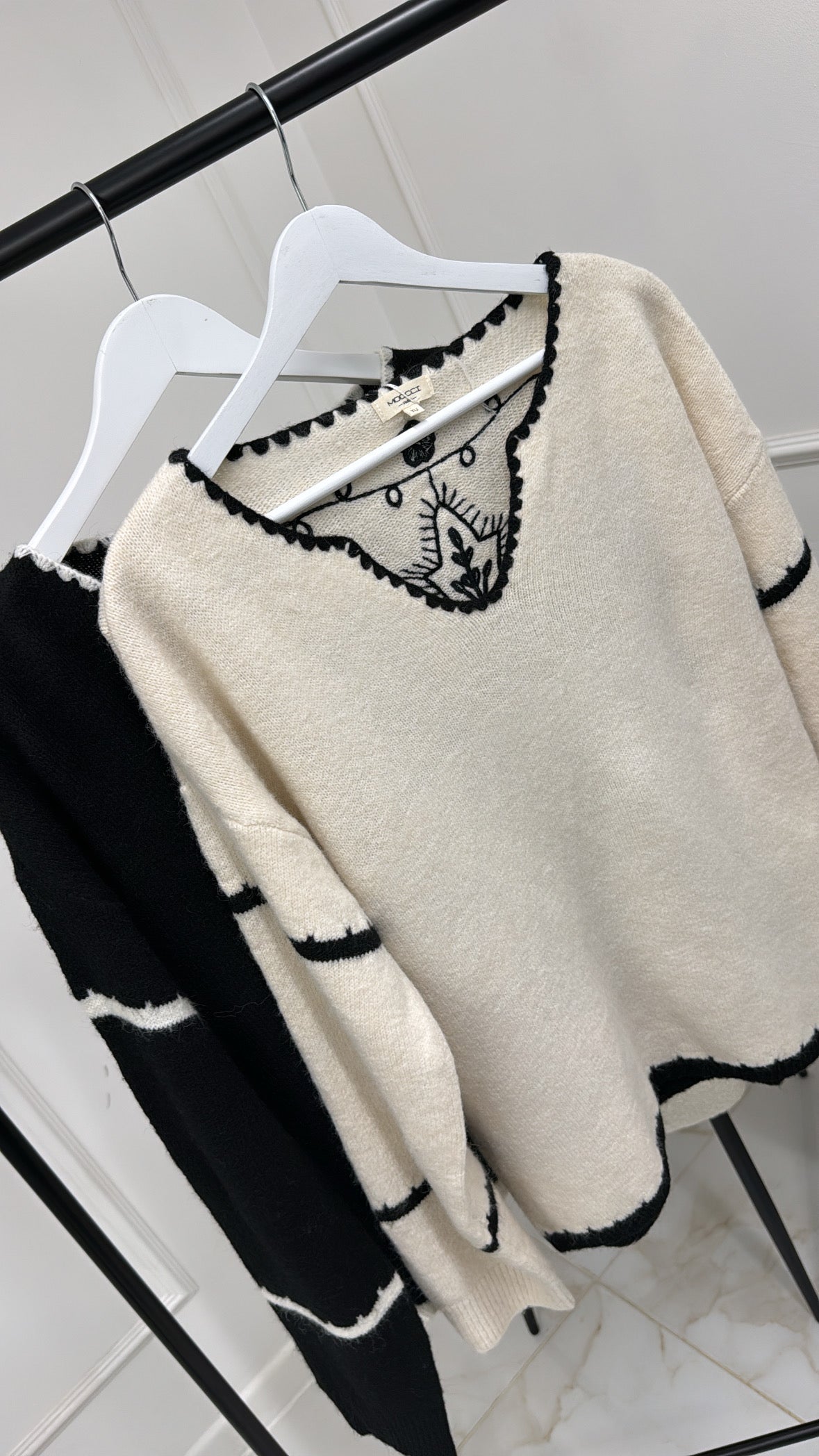 SIENNA cream motif knit jumper