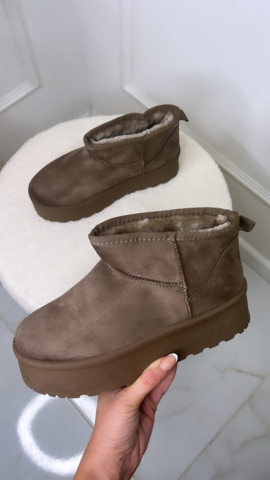 ROCHELLE taupe platform faux fur lined boots