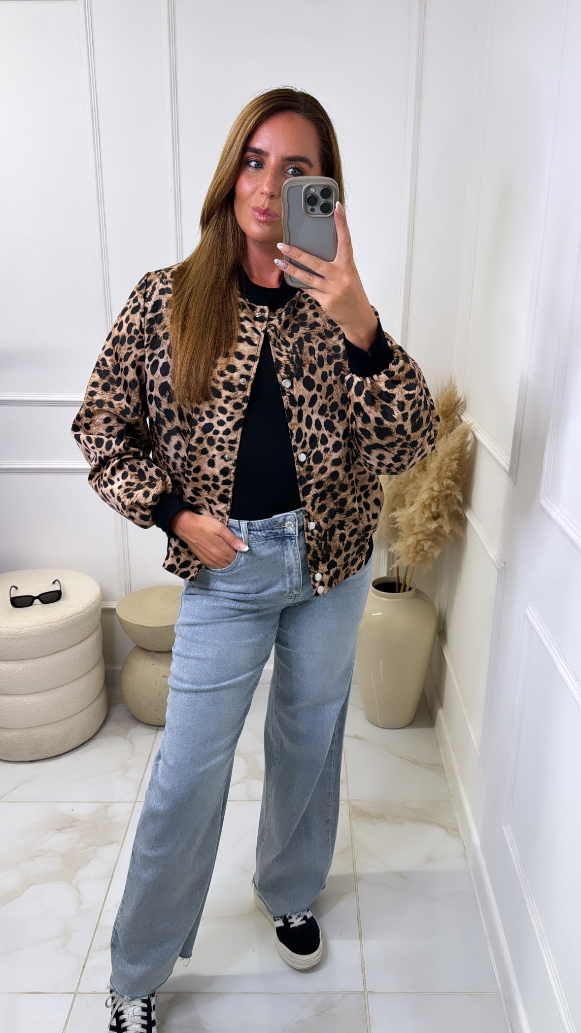 MALIA beige leopard bomber jacket