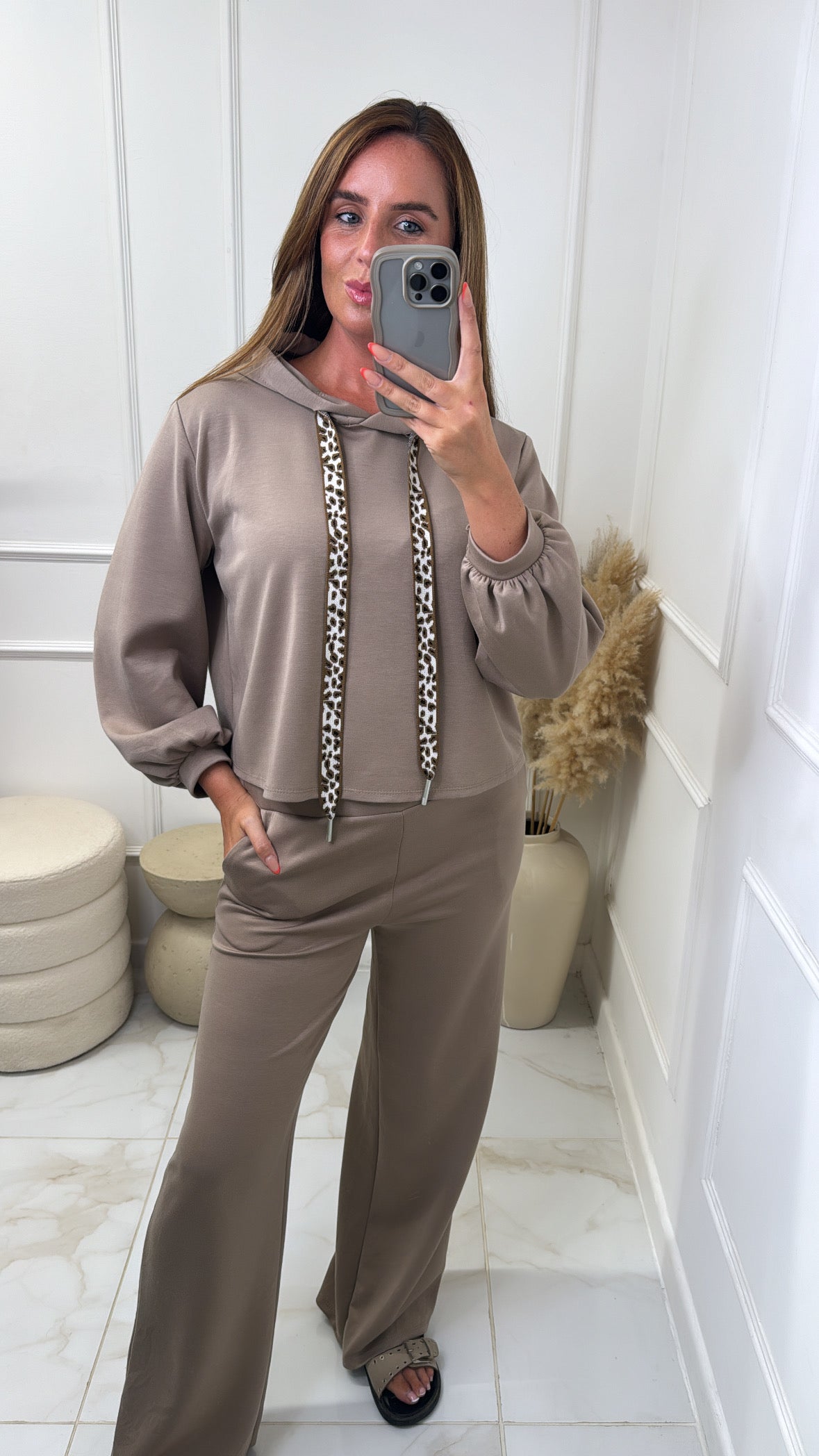 LOTTIE taupe leopard drawstring lounge set