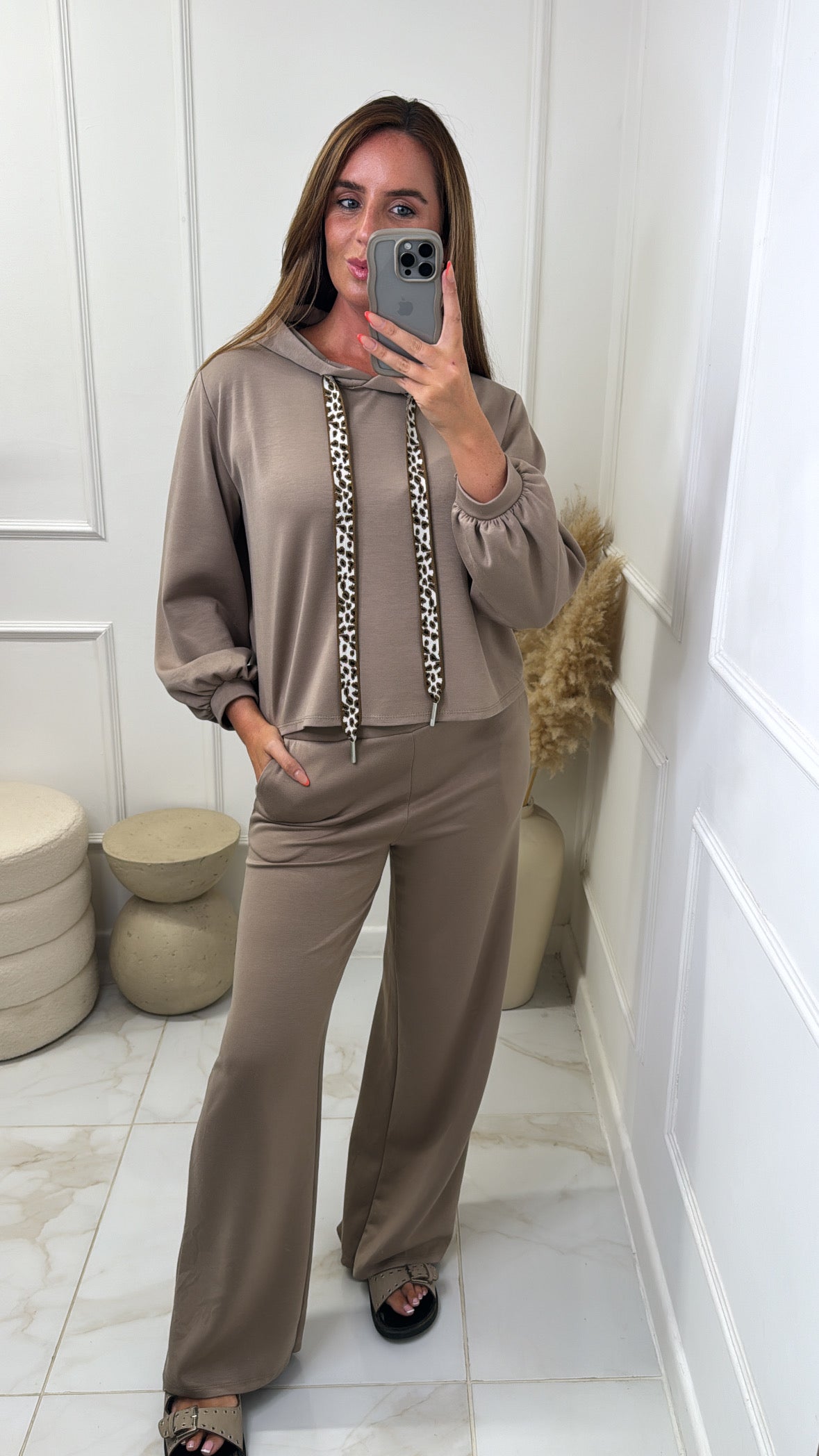 LOTTIE taupe leopard drawstring lounge set