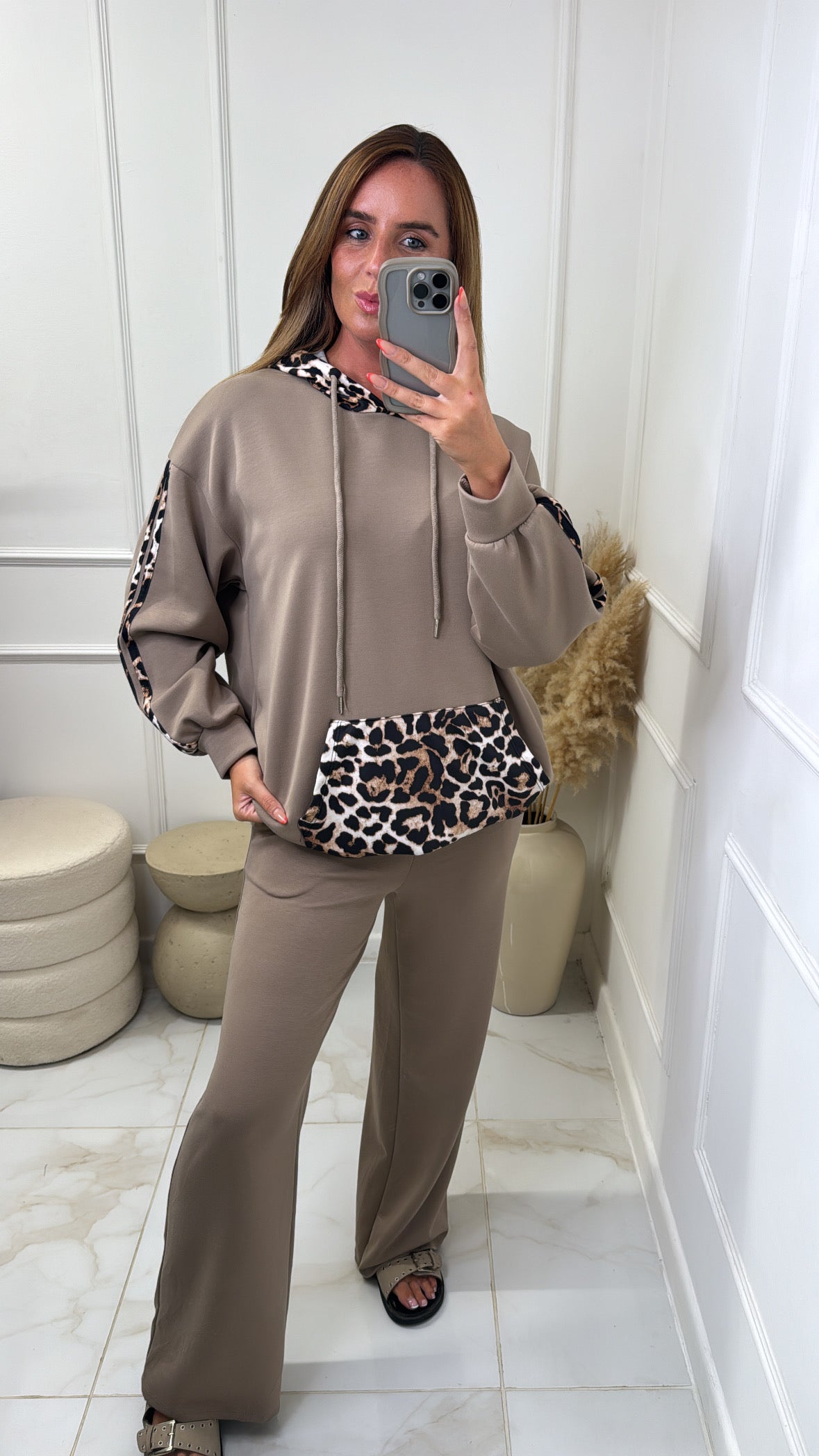 BONNIE beige leopard detail oversized hoodie