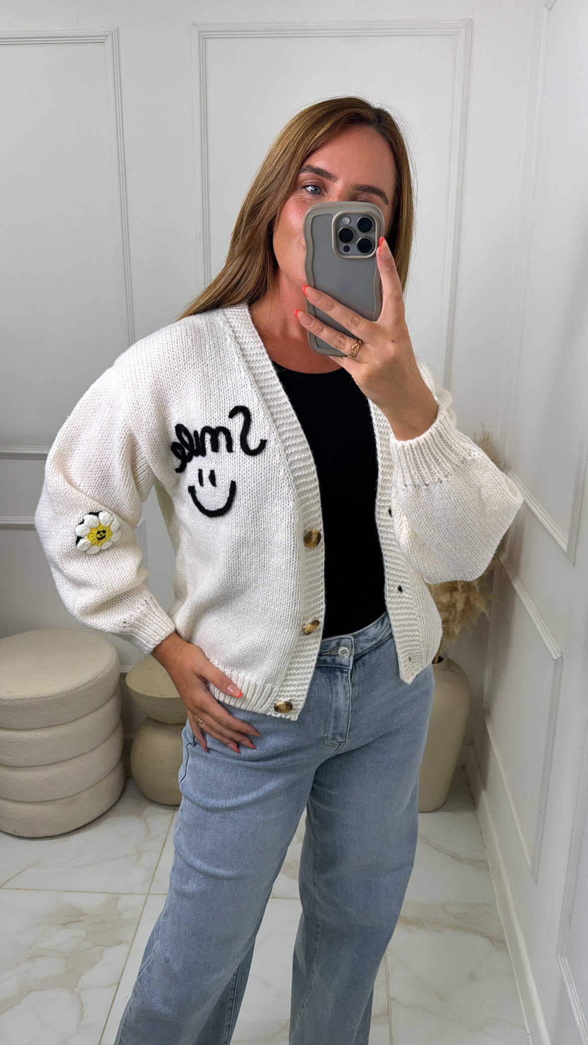 NANCY white smile patch cardigan