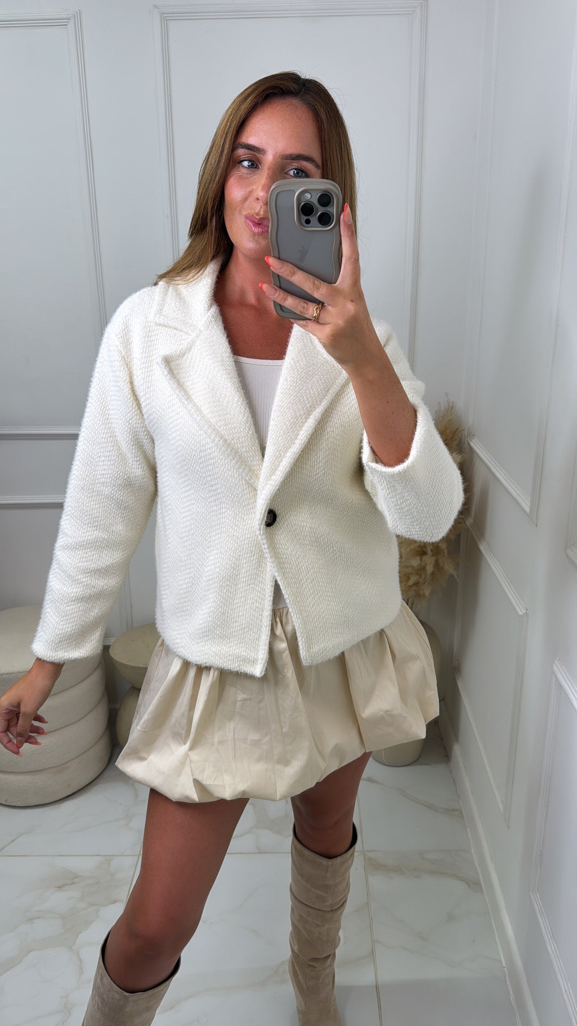 BONNIE cream fluffy jacket