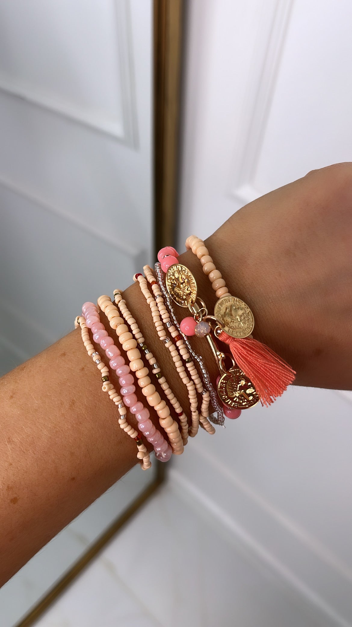 ROBERTA coral tassel bracelet set